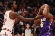 湖人再赢验牌战双杀火箭 老詹14中13让年轻人羞愧